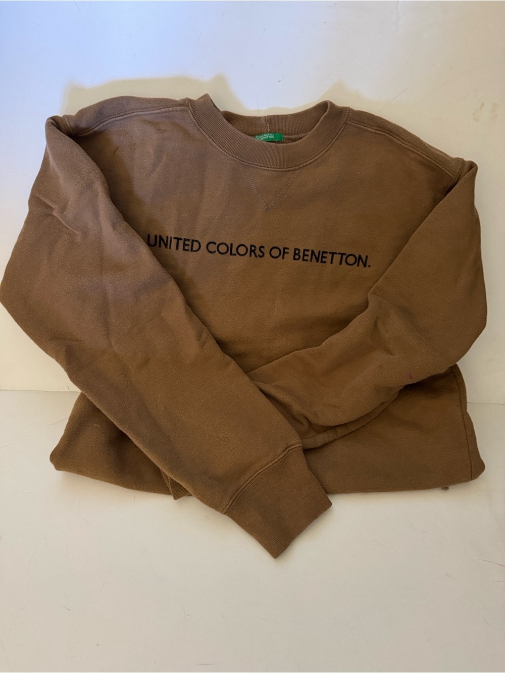 Two United Colors of Benetton Red and tan Crewneck Sweatshirt with Chest Logo - Picture 10 of 11